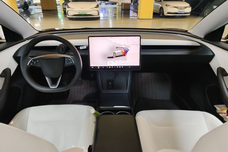 Tesla Model 3 2023 #11 Tesla Model 3 2023 صورة سيارة #11