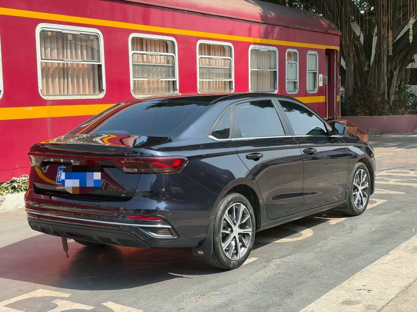 GEELY Emgrand 2023 car image #3