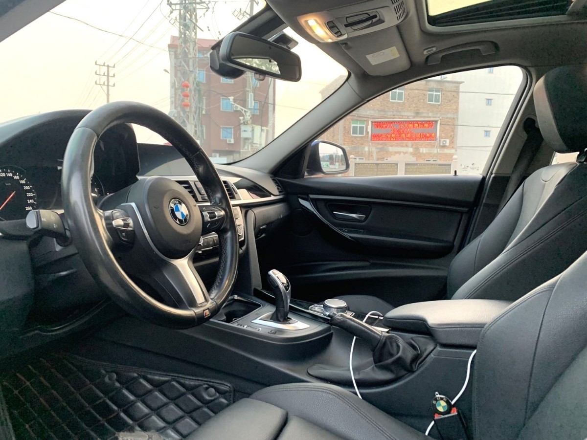 BMW 3 Series 2017 #4 BMW 3 Series 2017 car image #4