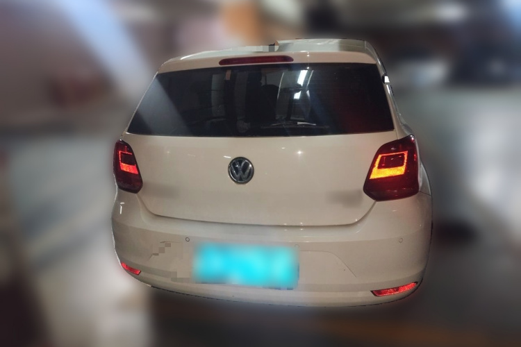 Volkswagen Polo 2015 #4 Volkswagen Polo 2015 car image #4
