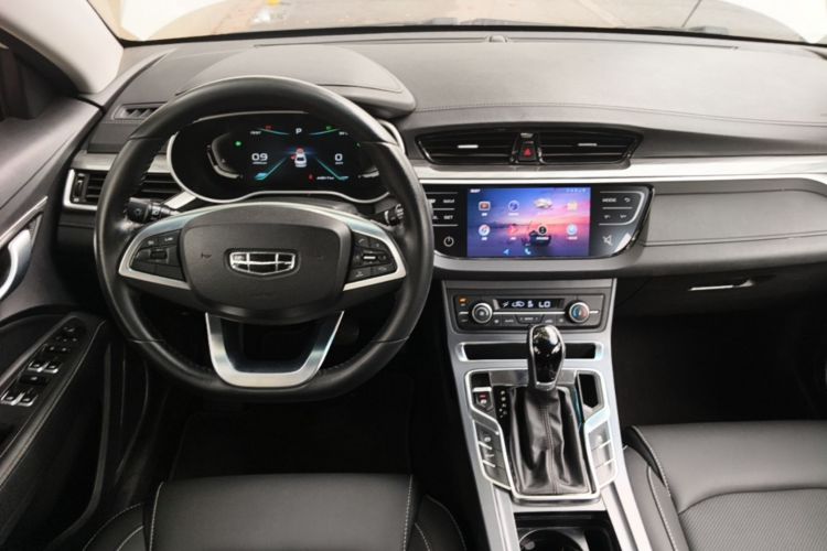GEELY Emgrand 2019 car image #10