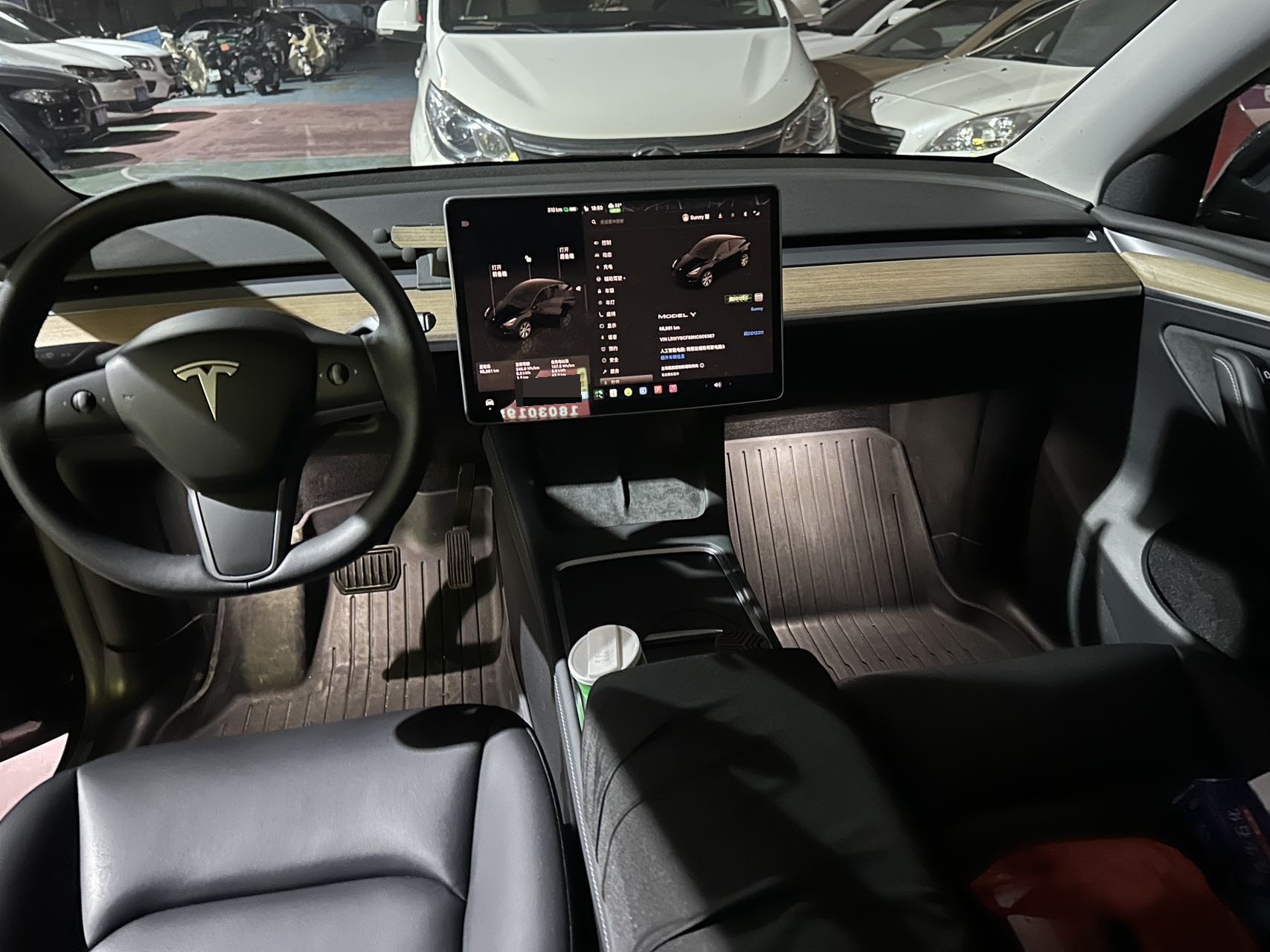 Tesla Model Y 2022 car image #5