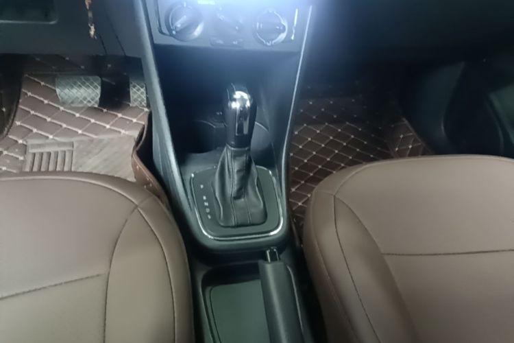 Volkswagen Polo 2017 #14 Volkswagen Polo 2017 car image #14
