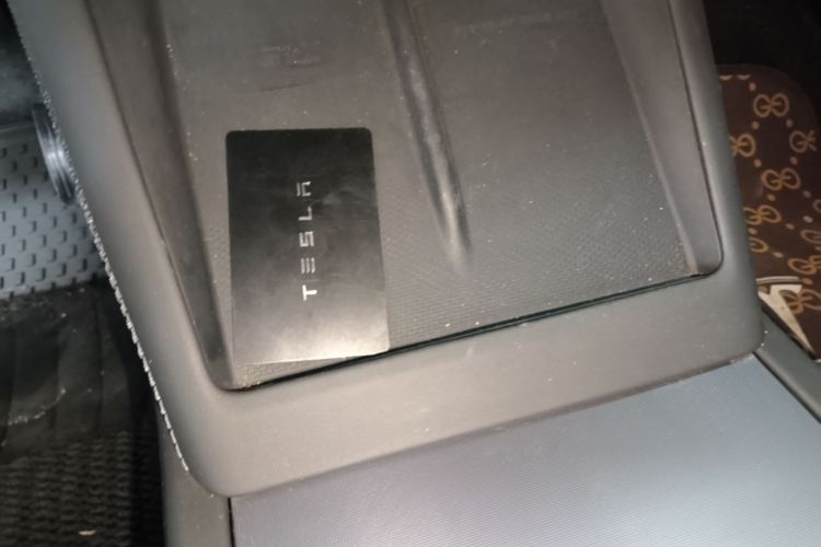 Tesla Model 3 2025 immagine di auto #9