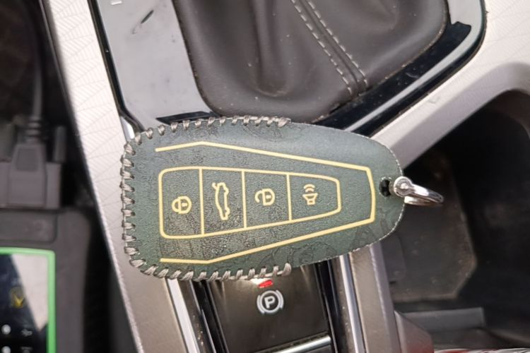 GEELY Emgrand 2022 #9 GEELY Emgrand 2022 car image #9