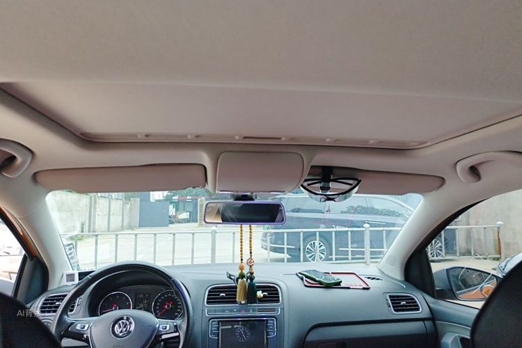Volkswagen Polo 2016 #20 Volkswagen Polo 2016 car image #20