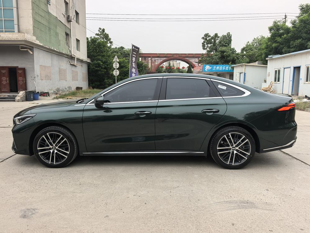 GEELY Emgrand 2025 car image #4
