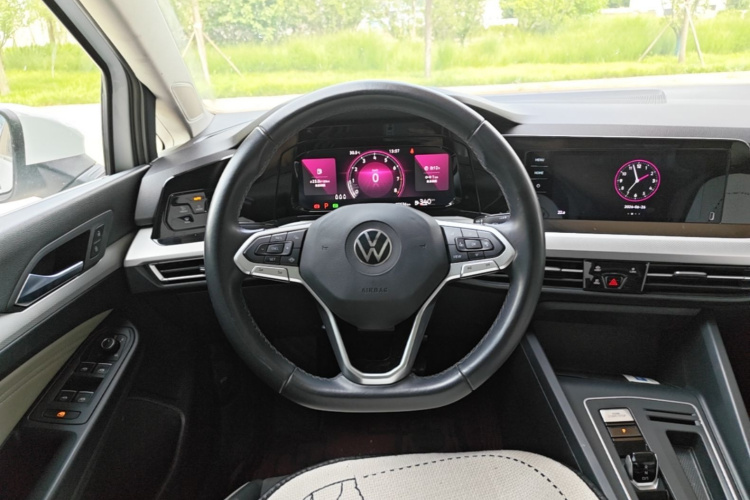Volkswagen Golf 2021 #11 Volkswagen Golf 2021 car image #11