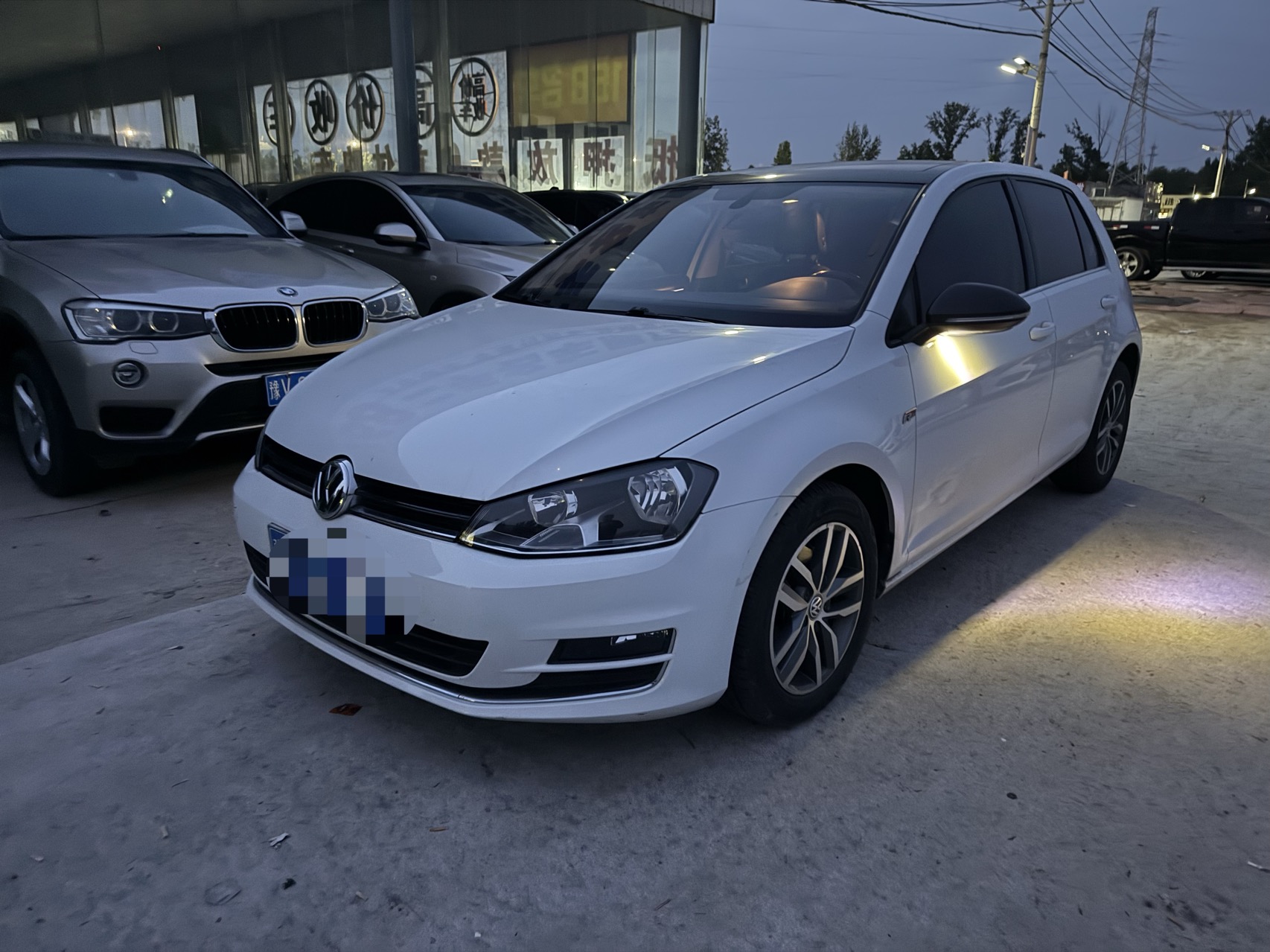 2016 immagine di auto 