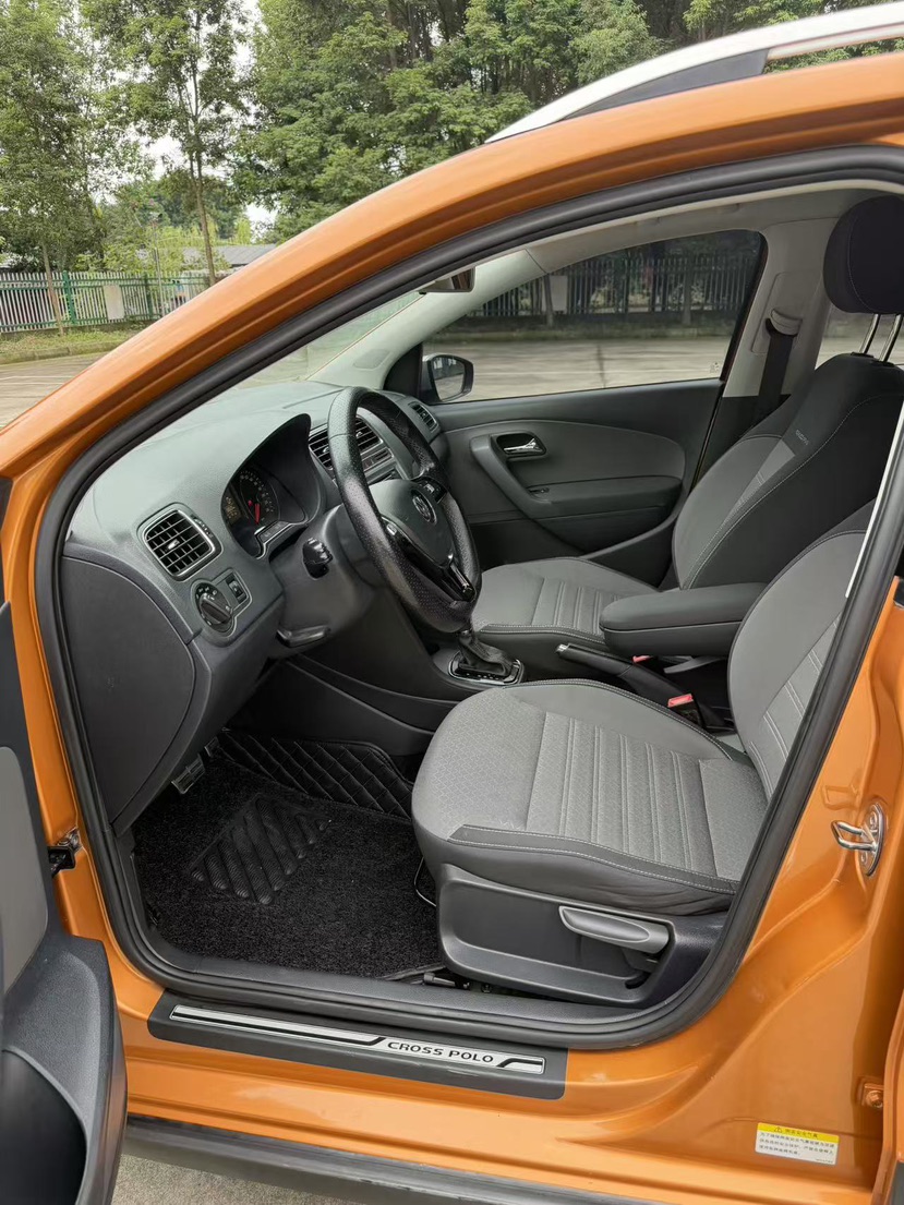 Volkswagen Polo 2014 imagen de coche #3