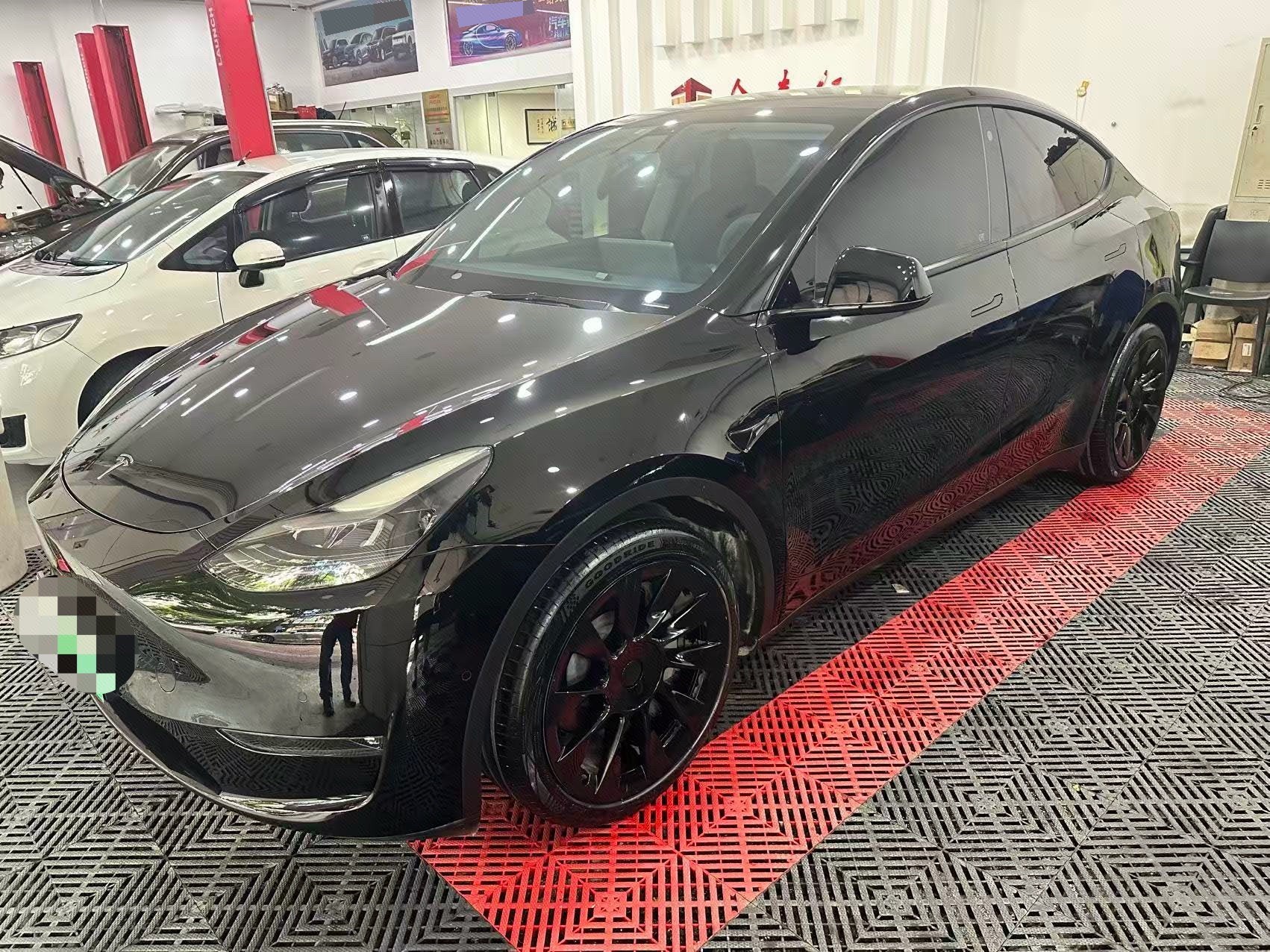 Tesla Model Y 2021 Tesla Model Y 2021 car image