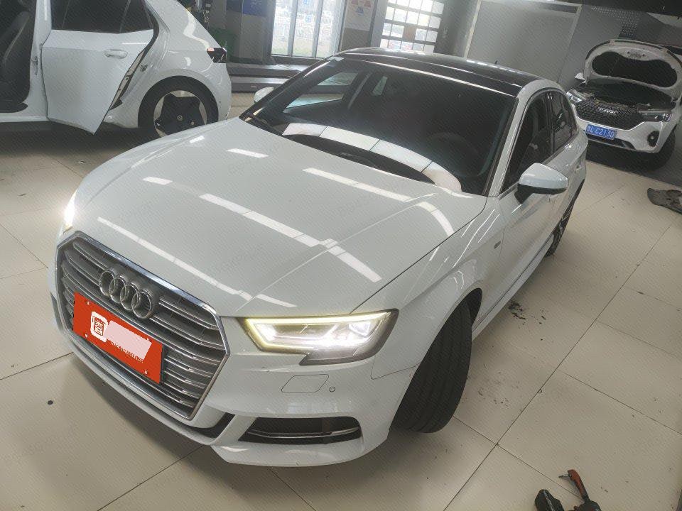 2020 2020 immagine di auto