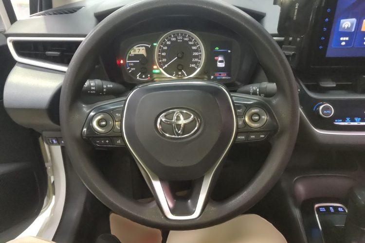 Toyota Corolla 2023 car image #11