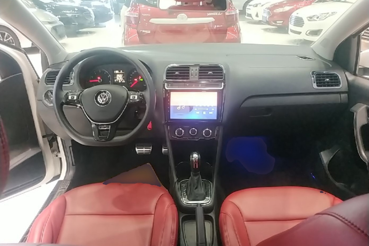 Volkswagen Polo 2018 #10 Volkswagen Polo 2018 изображение автомобиля #10