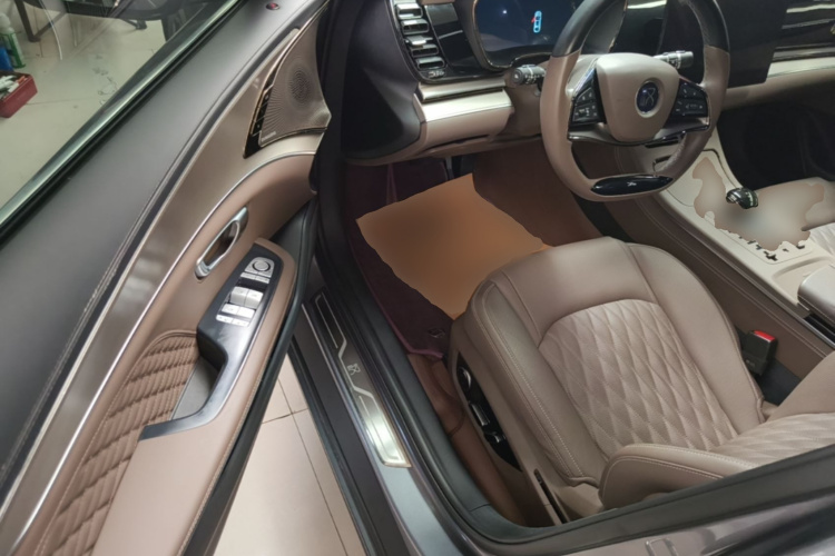 BYD Han 2022 immagine di auto #16
