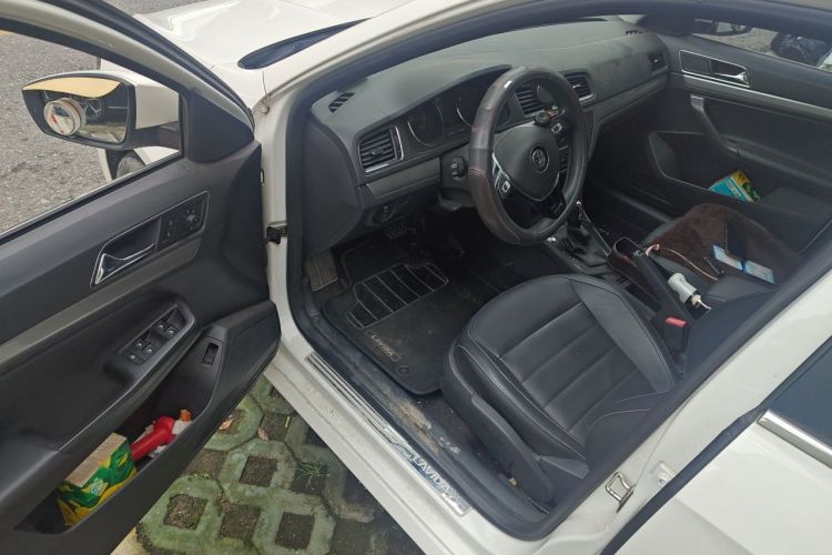 Volkswagen Lavida 2017 car image #9