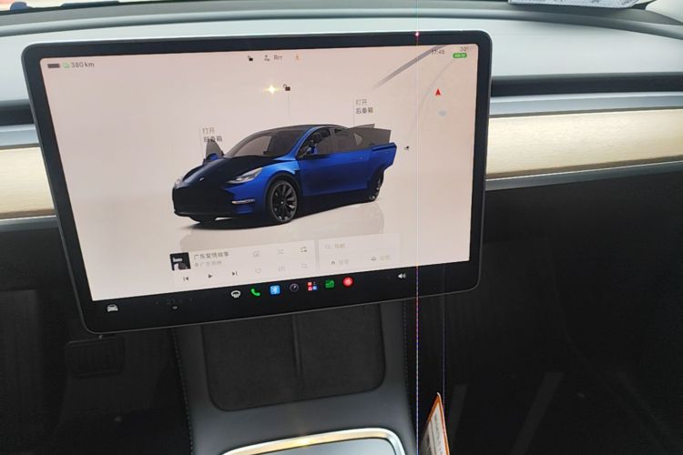 Tesla Model Y 2022 #13 Tesla Model Y 2022 car image #13