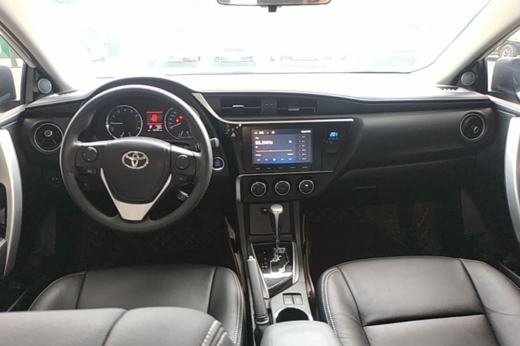 Toyota Corolla 2019 car image #10