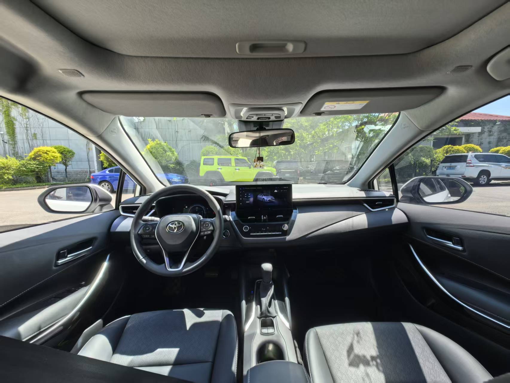 Toyota Corolla 2025 car image #9