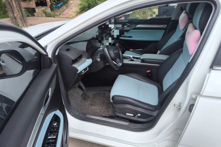 GEELY Emgrand L 2022 car image #9
