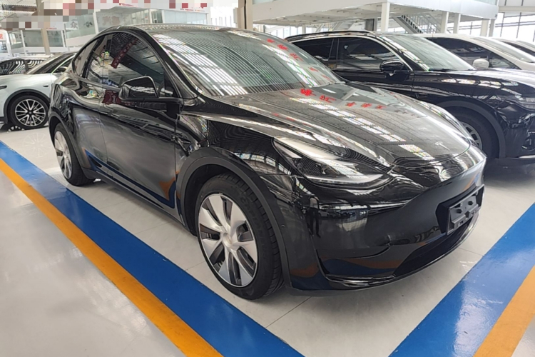 Tesla Model Y 2022 #6 Tesla Model Y 2022 immagine di auto #6