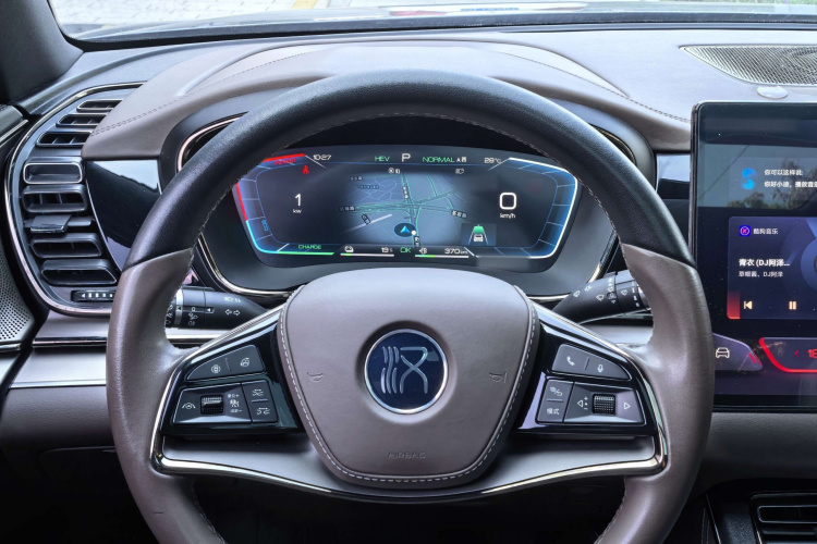BYD Han 2022 immagine di auto #13