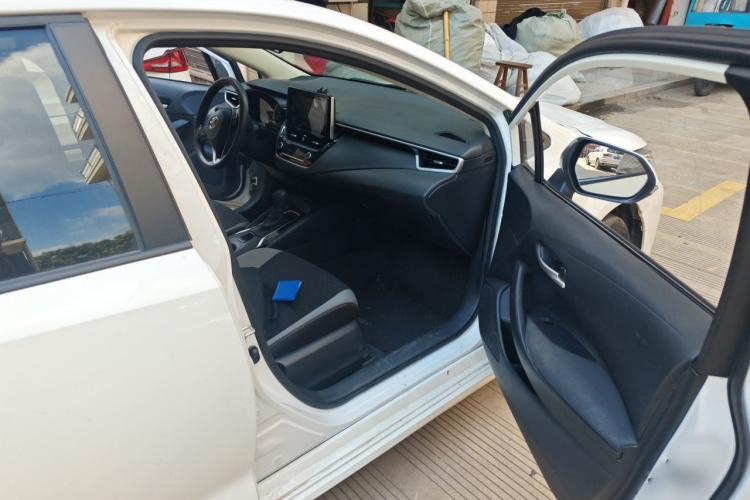 Toyota Corolla 2023 car image #25