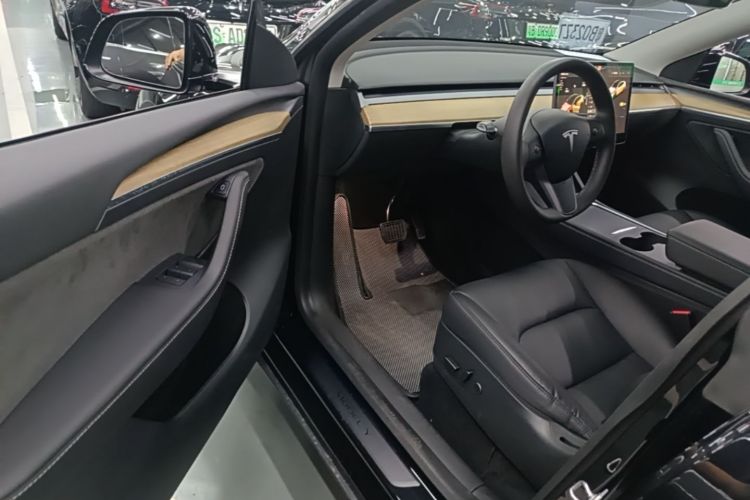Tesla Model Y 2022 #16 Tesla Model Y 2022 immagine di auto #16