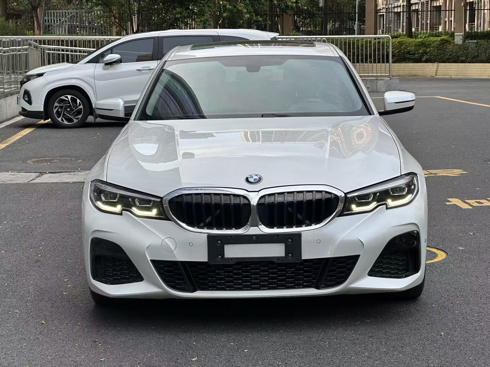 BMW 3 Series 2020 #2 BMW 3 Series 2020 car image #2