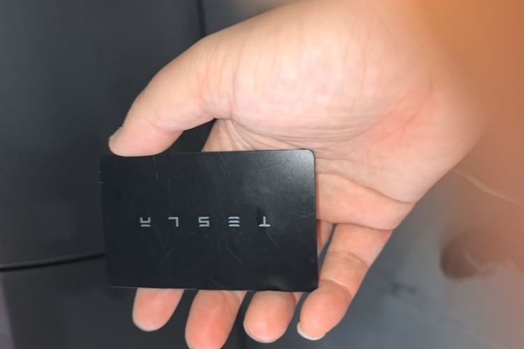 Tesla Model 3 2024 car image #17