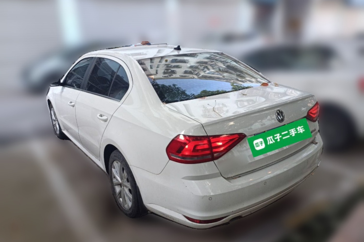 Volkswagen Lavida 2017 car image #5