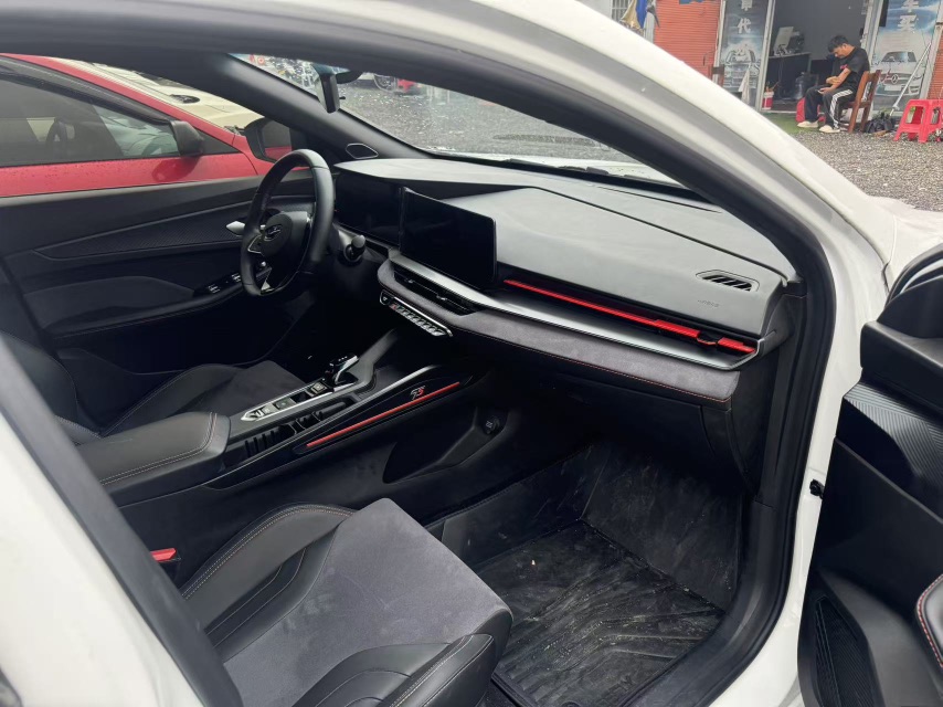GEELY Binray 2024 immagine di auto #3