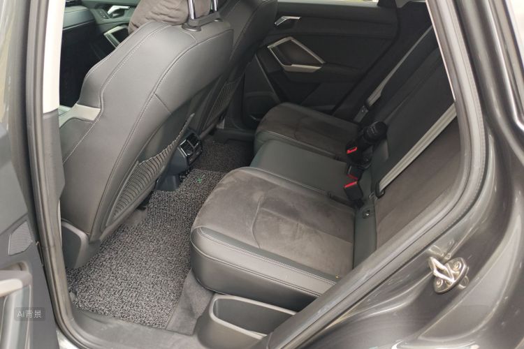 Audi Q3 2022 immagine di auto #19