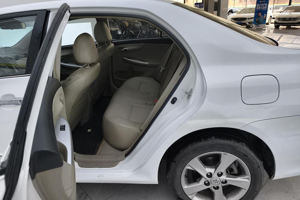 Toyota Corolla 2014 car image #17