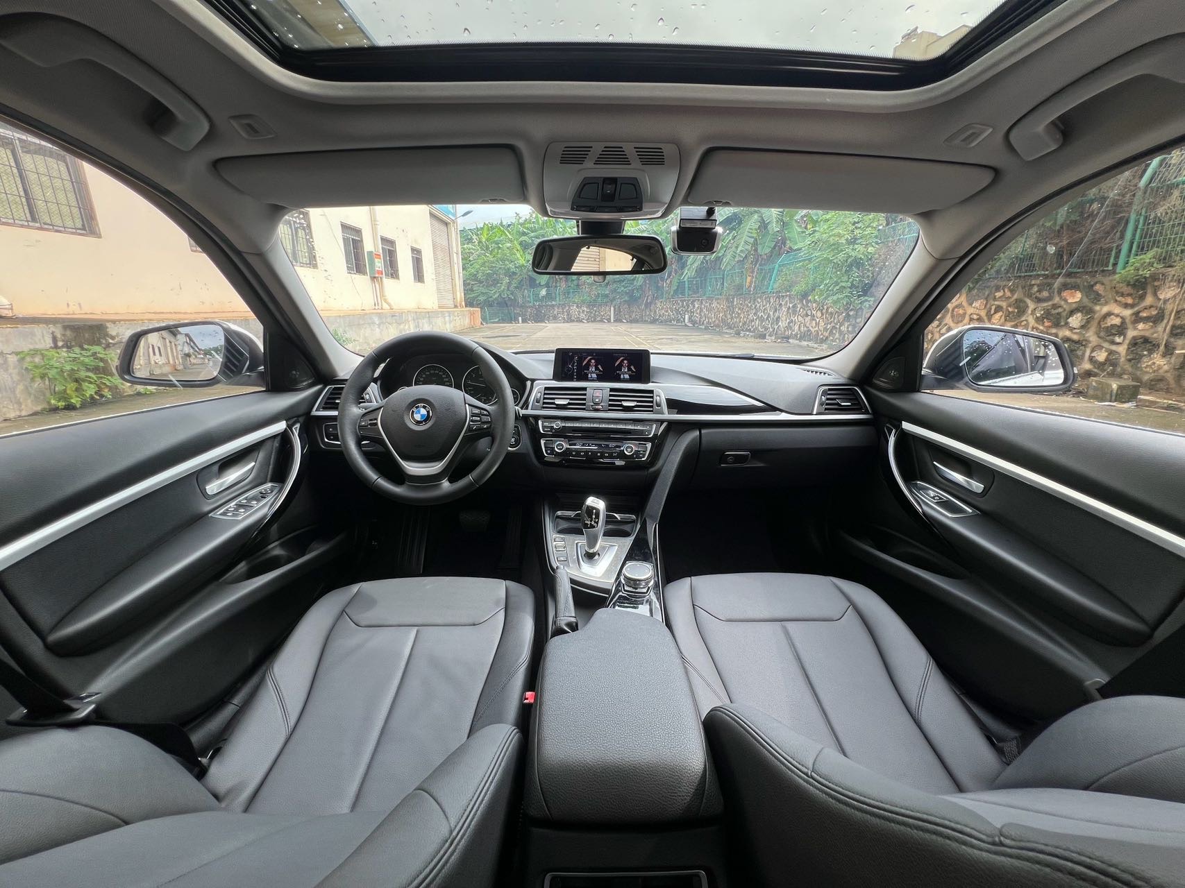 BMW 3 Series 2016 #8 BMW 3 Series 2016 car image #8