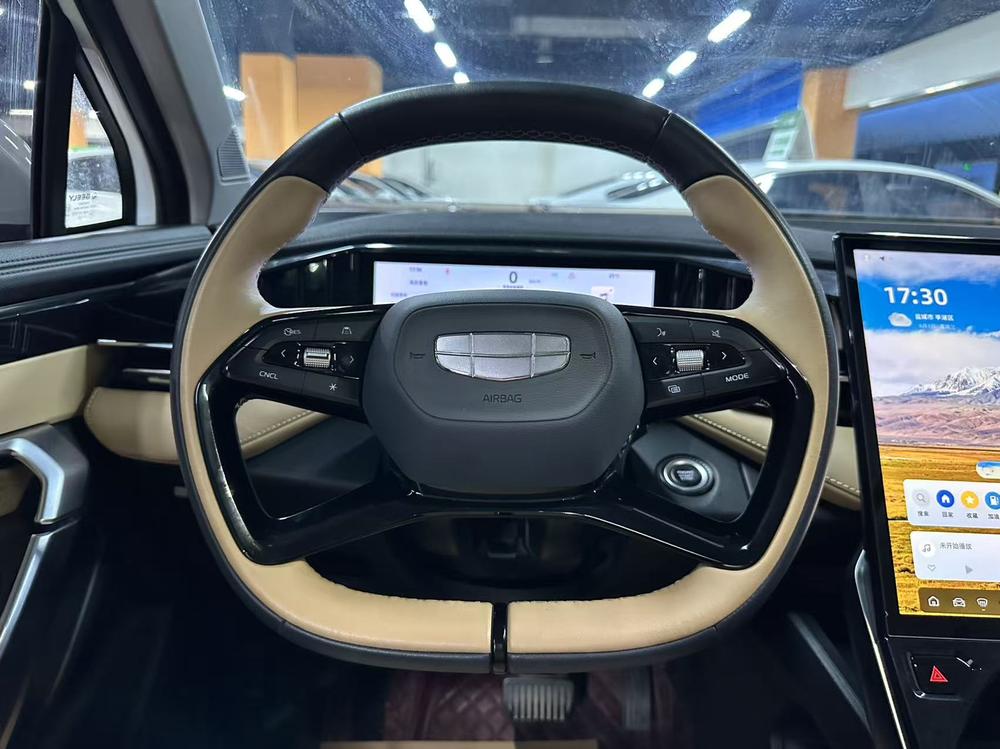 GEELY Boyue L 2024 car image #14