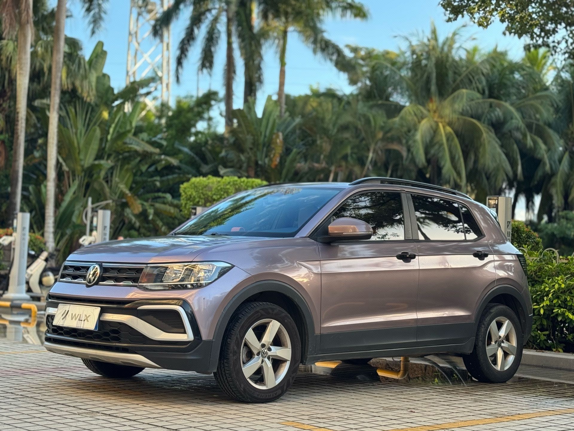 Volkswagen T-Cross 2023 صورة سيارة 