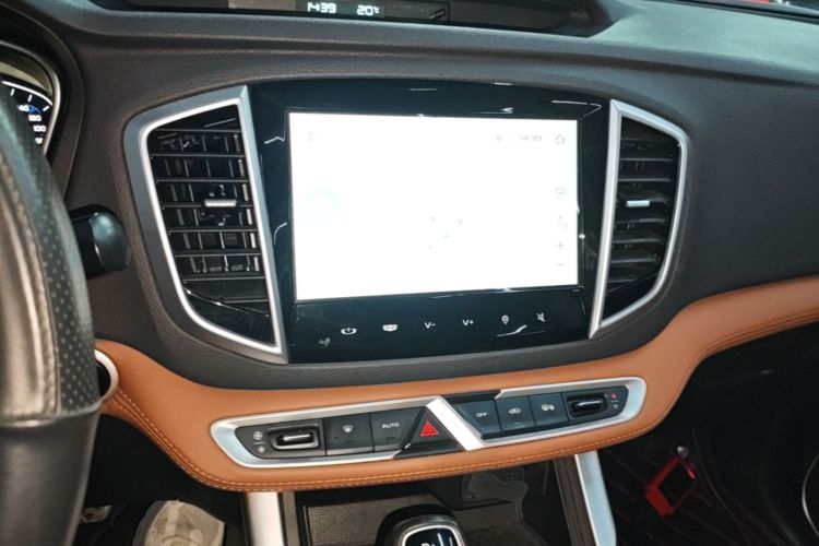 GEELY Vision X6 2018 car image #13