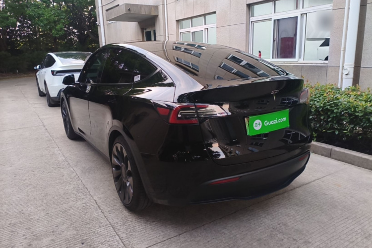 Tesla Model Y 2021 #5 Tesla Model Y 2021 car image #5
