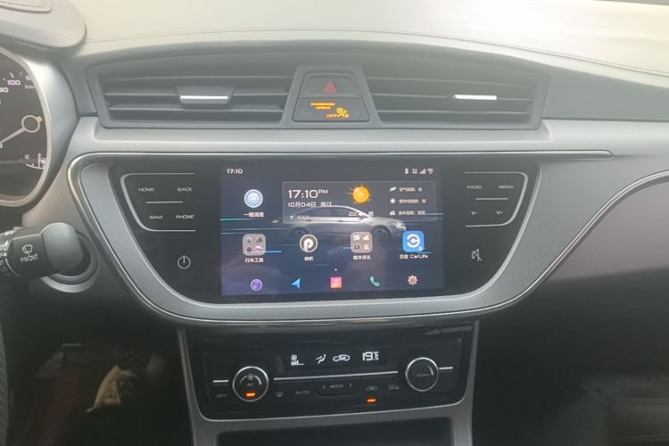 GEELY Emgrand GL 2018 car image #17