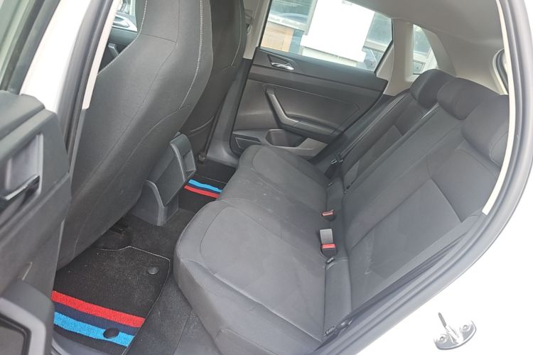 Volkswagen Polo 2021 car image #13