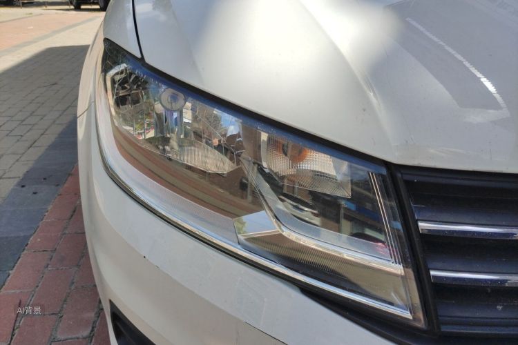 Volkswagen Santana 2016 car image #8