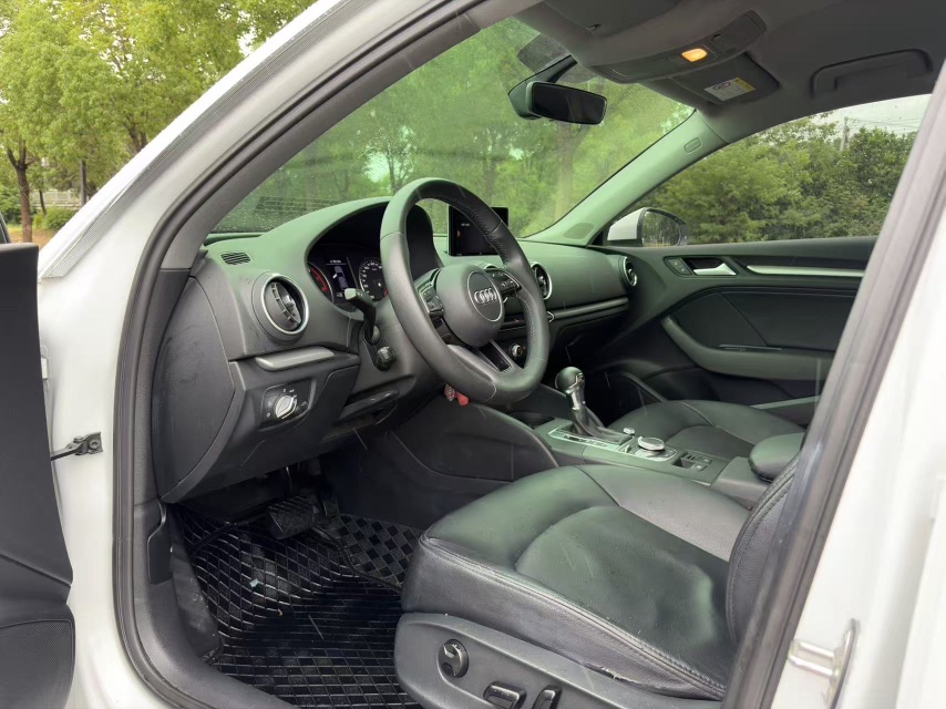 Audi A3 2020 car image #4