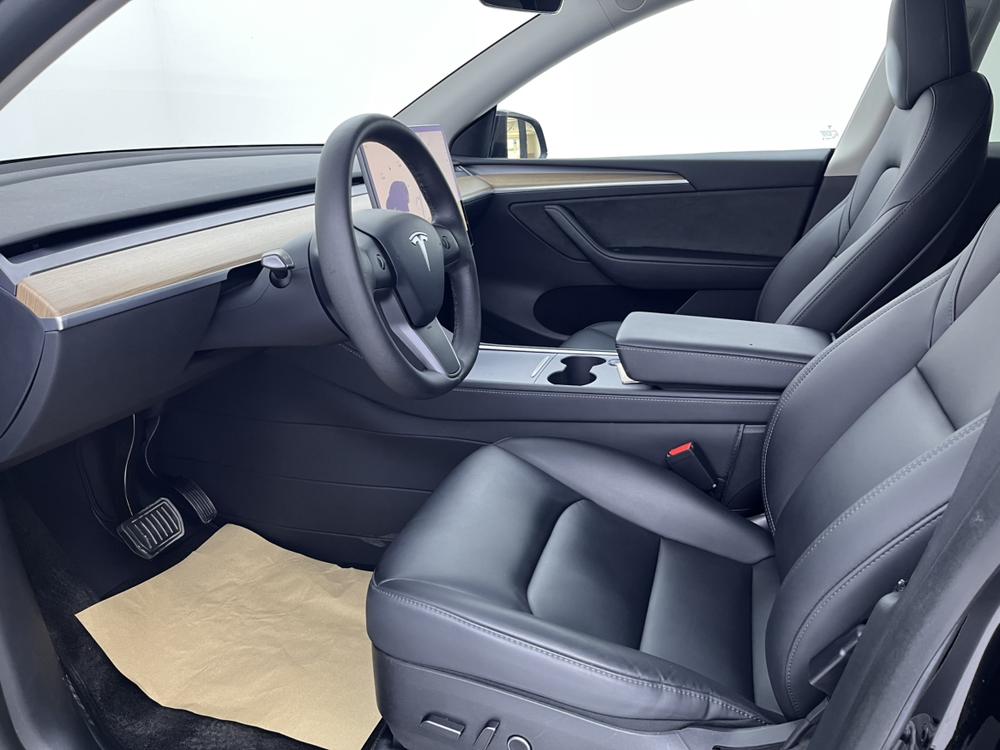 Tesla Model Y 2021 صورة سيارة #22