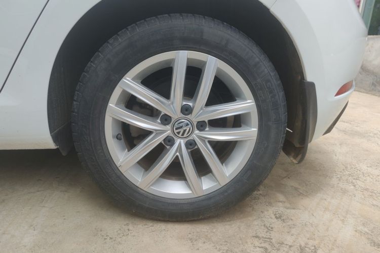 Volkswagen Golf 2019 #15 Volkswagen Golf 2019 car image #15