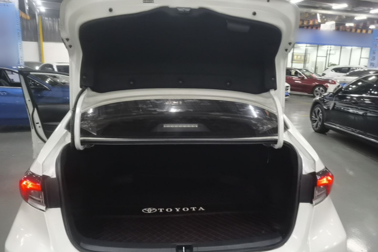 Toyota Corolla 2020 #19 Toyota Corolla 2020 car image #19