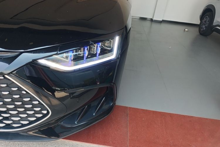 BYD Han 2023 car image #23