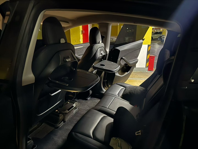 Tesla Model Y 2022 #7 Tesla Model Y 2022 car image #7