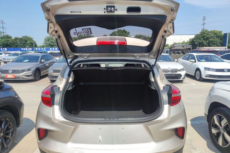 GEELY Emgrand GS 2020 car image #21