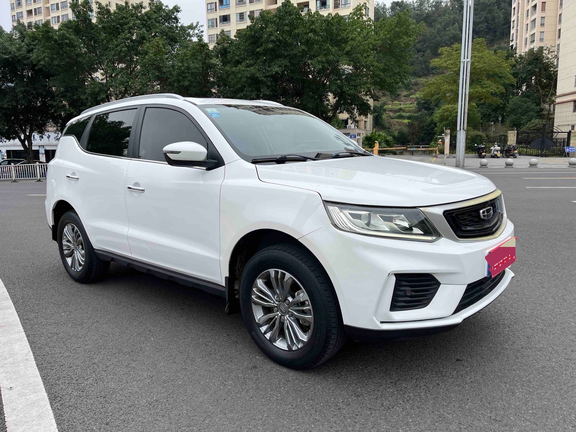 GEELY Vision X6 2021 #3 GEELY Vision X6 2021 car image #3